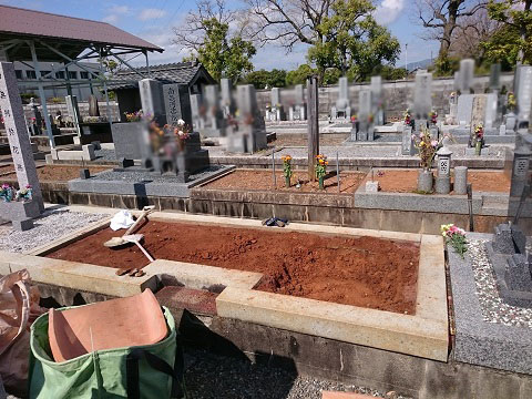 大垣市 興福地町墓地で墓石リフォーム工事、解体工事