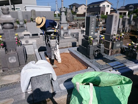 大垣市 小野町墓地で大島石の新しい墓石建立