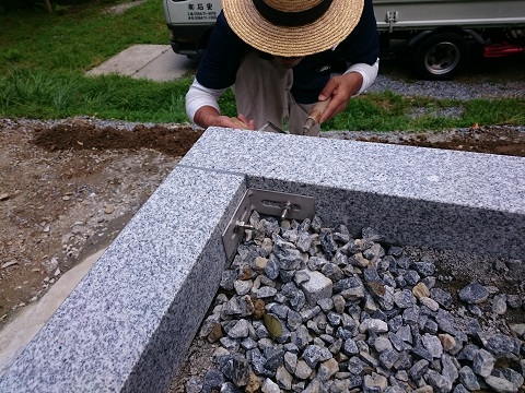 大垣市 上石津町で墓石リフォーム工事の完成、大垣市内で法名追加彫刻工事