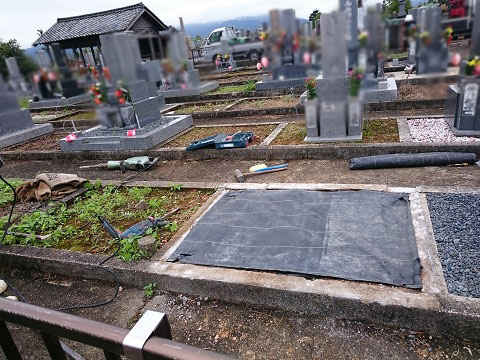 大垣市 矢道墓地で墓石の解体工事