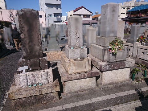 大垣市営 羽衣霊園で墓石の解体工事