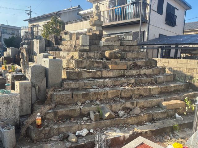 桑名市佛眼院永代供養工事③無縁塚解体