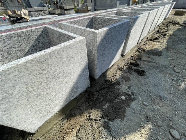 桑名市佛眼院　永代供養墓工事　㊷個別墓納骨室設置